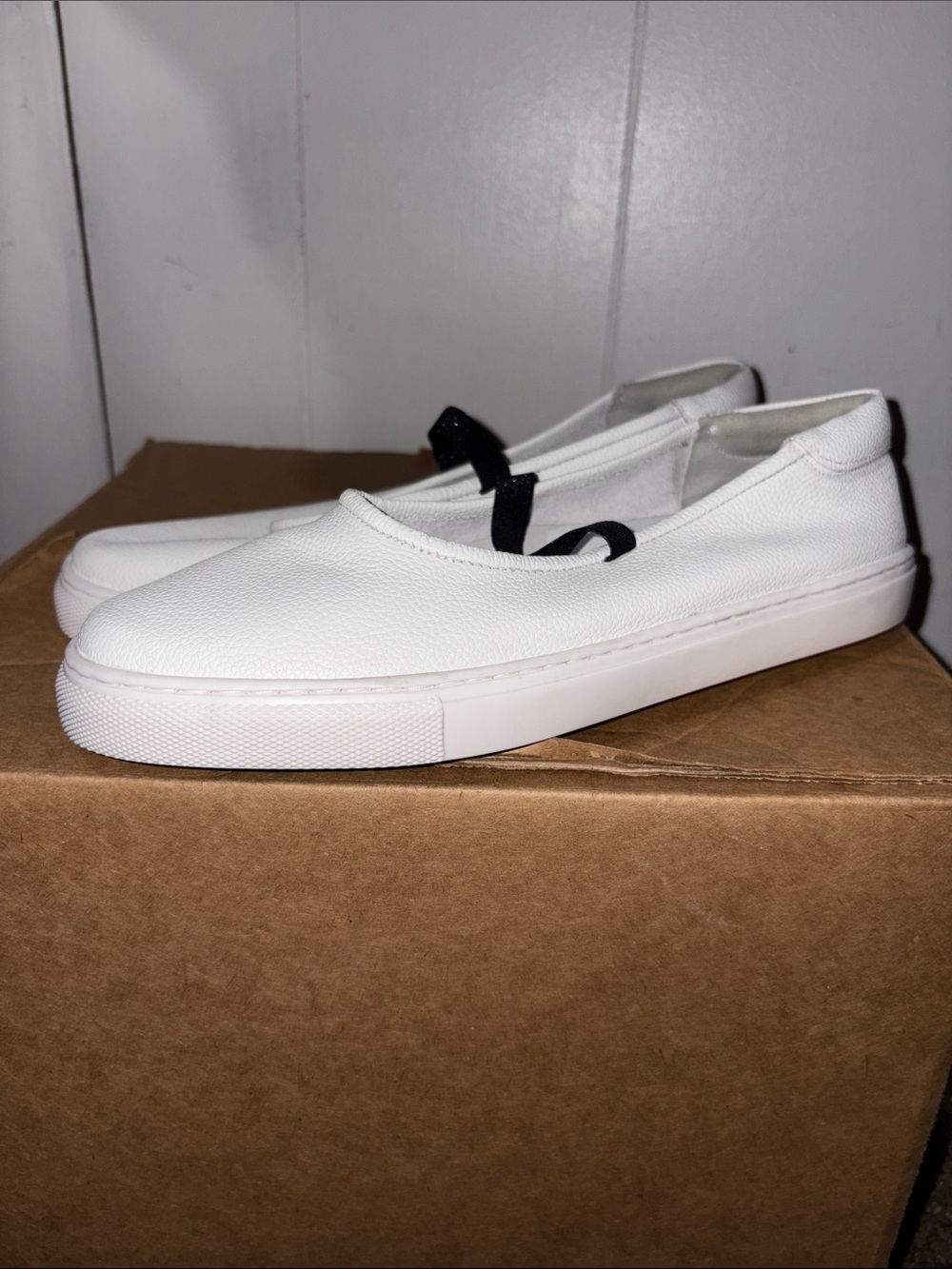 White Slip-On Women's Casual Sneakers size 10